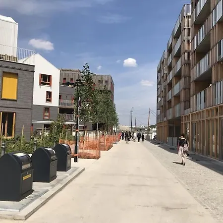 Appartement Charmant 2p En Bord De Seine *